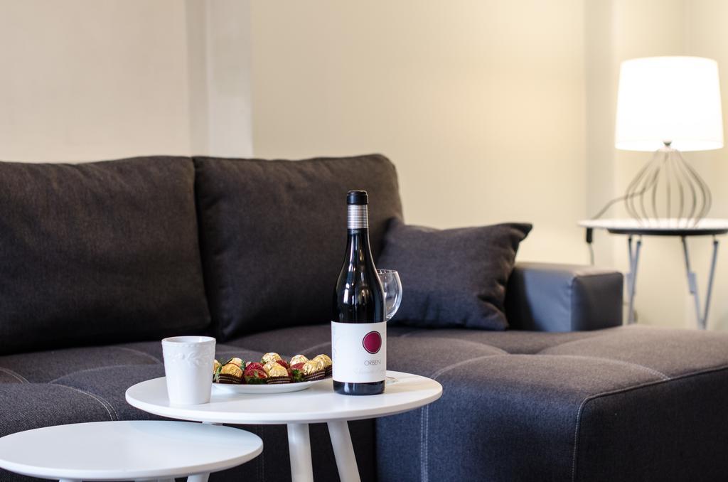 City Inn Riga Apartment, Old Town Panorama View With Parking Ngoại thất bức ảnh